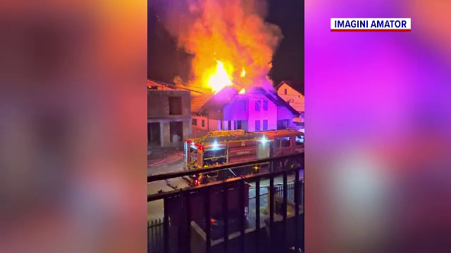 O vilă din Timişoara a fost cuprinsă de flăcări uriaşe. Proprietarii nu erau acasă