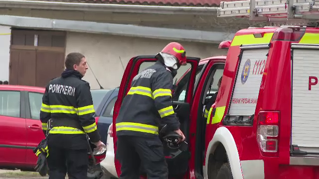 Tragedie în Hunedoara. Un bărbat a murit şi un altul a fost intoxicat, după ce au curăţat un bazin