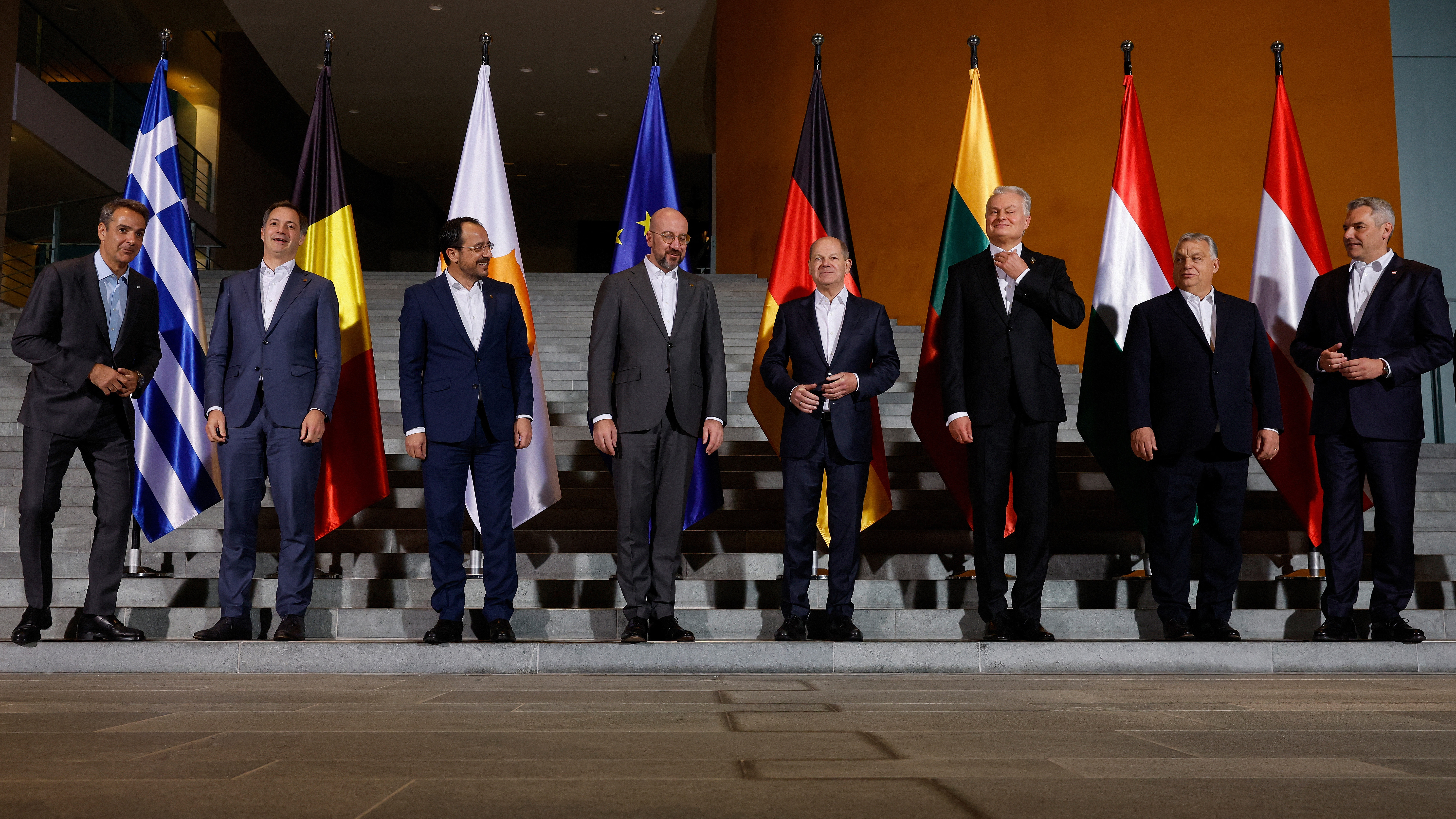 Liderii UE vor aborda la un summit informal relaţiile cu Trump şi creşterea autonomiei militare europene