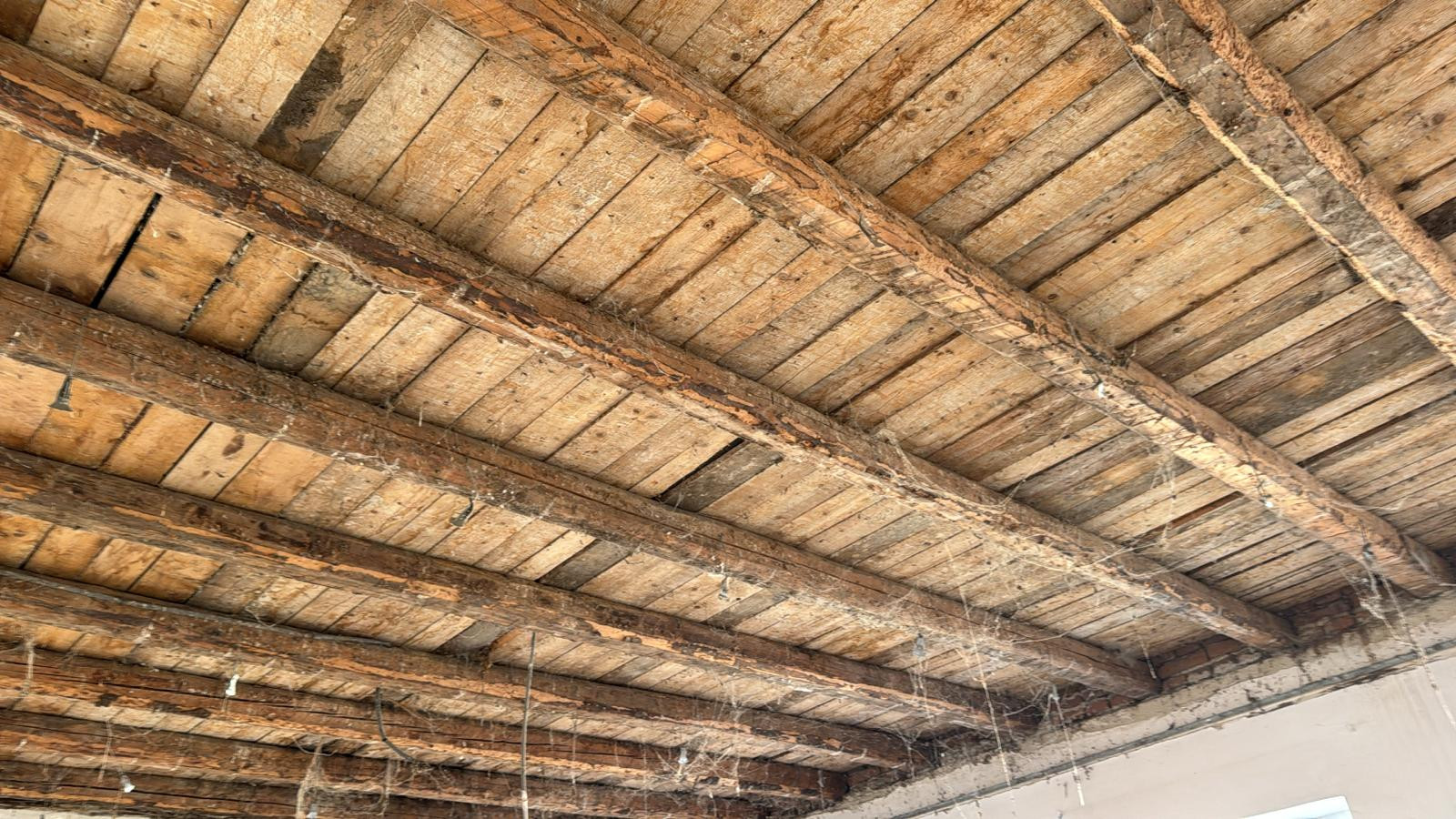 tavan prabusit sibiu