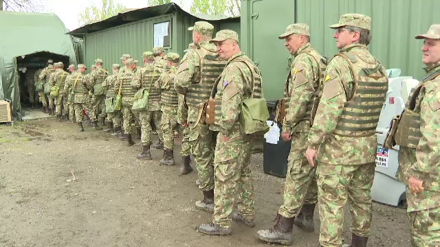 Câți bani vor primi militarii voluntari. După încheierea stagiului vor putea fi chemați oricând la exerciții de mobilizare