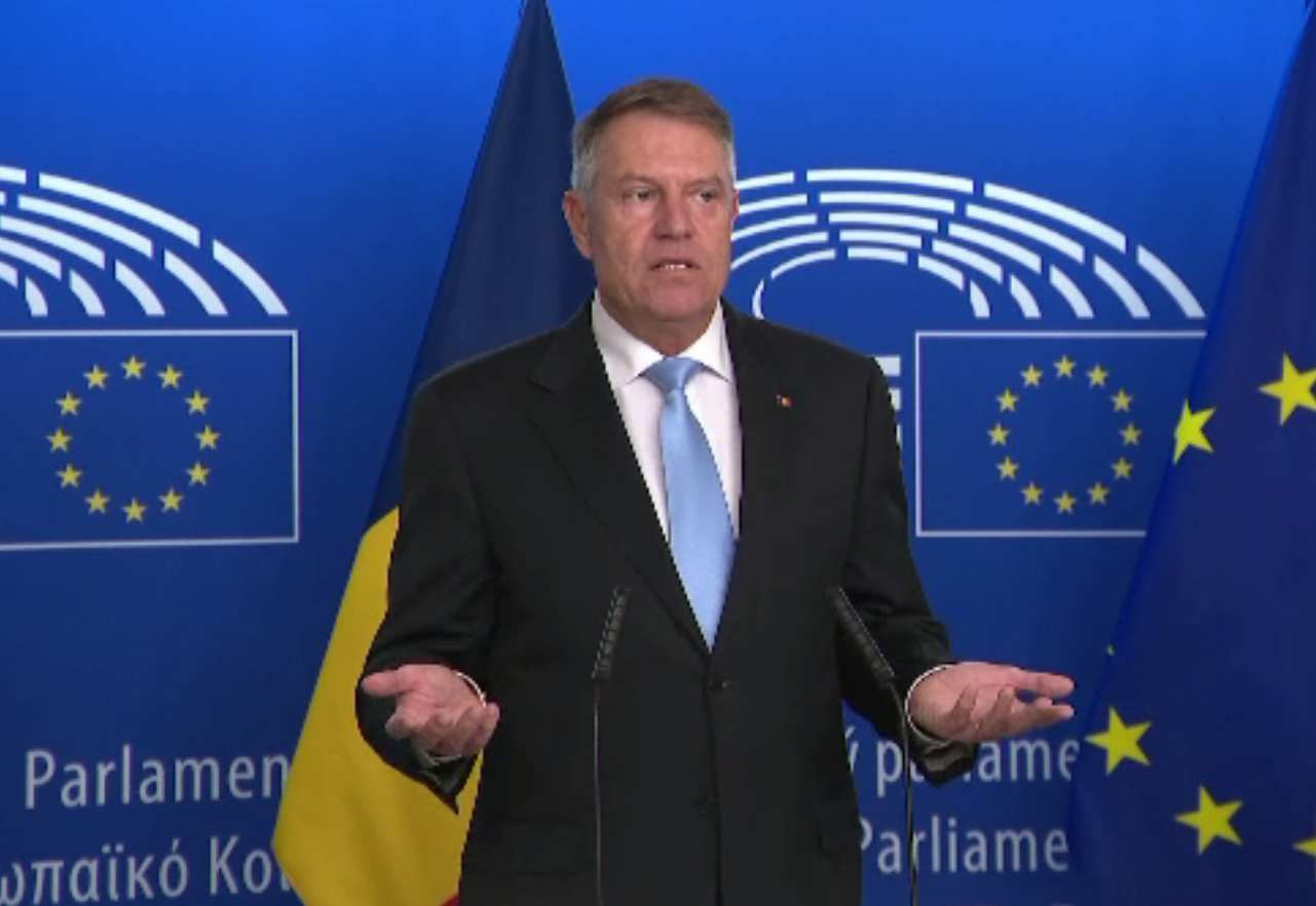 Klaus Iohannis a cerut în Parlamentul European aderarea completă a României la Schengen