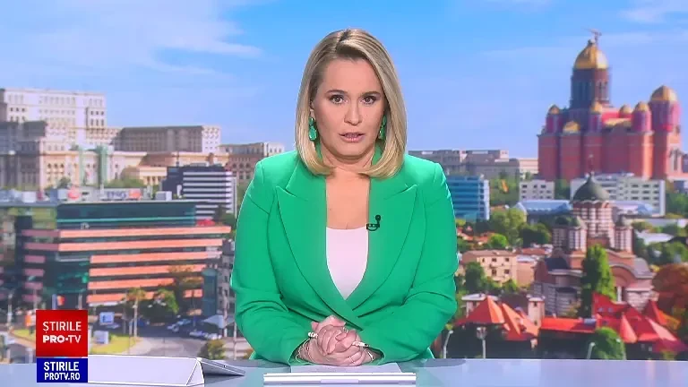 Cum arată uriașa icoană în mozaic „Pantocrator”, montată la Catedrala Mântuirii Neamului. Are 150 de metri pătrați