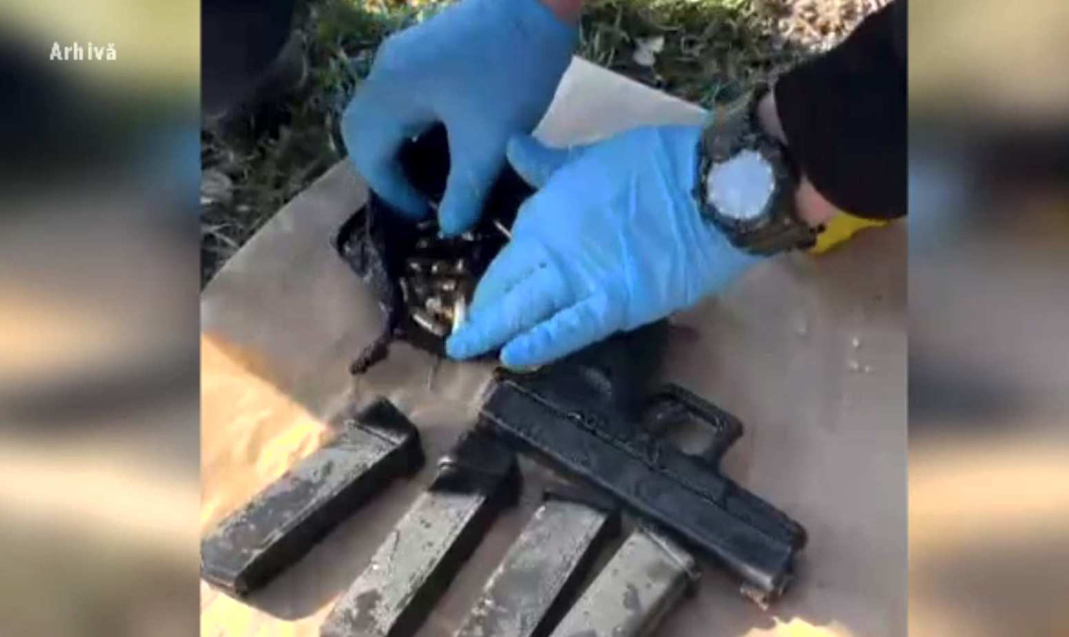 Ultimul dintre suspecții furtului pistolului din casa ex-ofițerului SRI a fost prins pe Aeroportul Otopeni