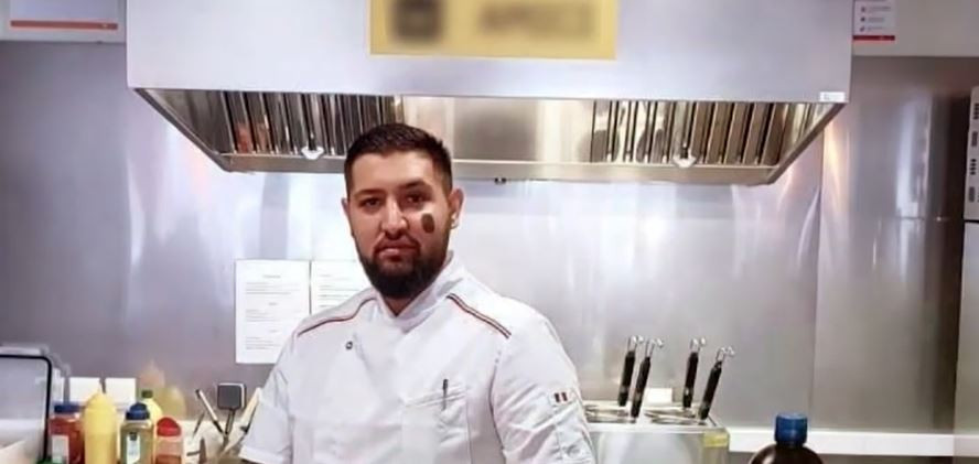 „Am petrecut cu Satana la masă”. Viorel și-a măcelărit părinții cu un cuțit, dar nu-și amintește nimic