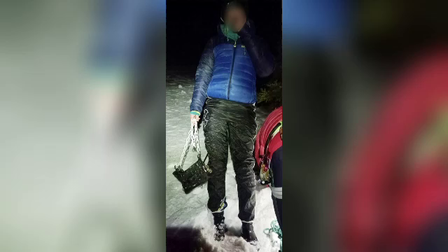 „Sunt moartă? Am ajuns în Rai?”. Turistă din Cehia, găsită în șoc hipotermic pe un versant din Piatra Craiului