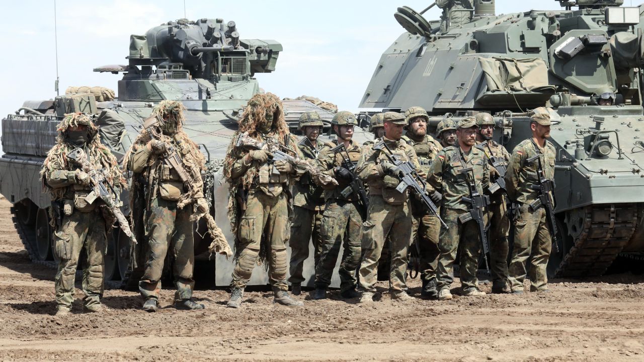 Germania a fixat termenul-limită pentru reintroducerea serviciului militar obligatoriu. Când va fi luată decizia