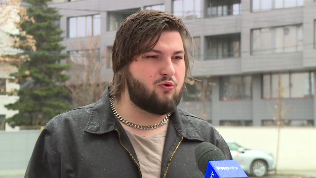 Nou experiment al tânărului care a păcălit influencerii. S-a înscris fără avize pe platforme de livrare mâncare