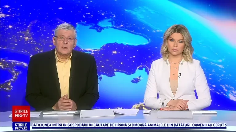 Ziua 112: Aproape o sută de clădiri emblematice au fost iluminate în culoarea roșie. Imagini spectaculoase