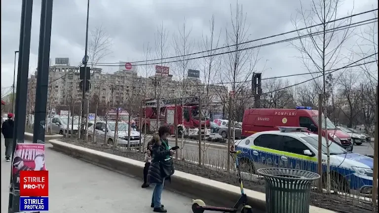 București: Sinucidere la stația de metrou Piața Unirii 2. Un bărbat s-a aruncat în fața trenului | VIDEO