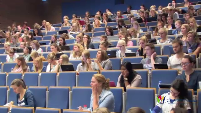 Elevii care vor să studieze în străinătate au început căutările. Olanda rămâne pe primul loc în topul preferințelor