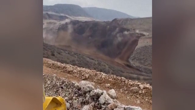 Cei 9 mineri blocați într-o mină de aur din Turcia, de negăsit. Momentul producerii alunecării de teren, surprins de camere