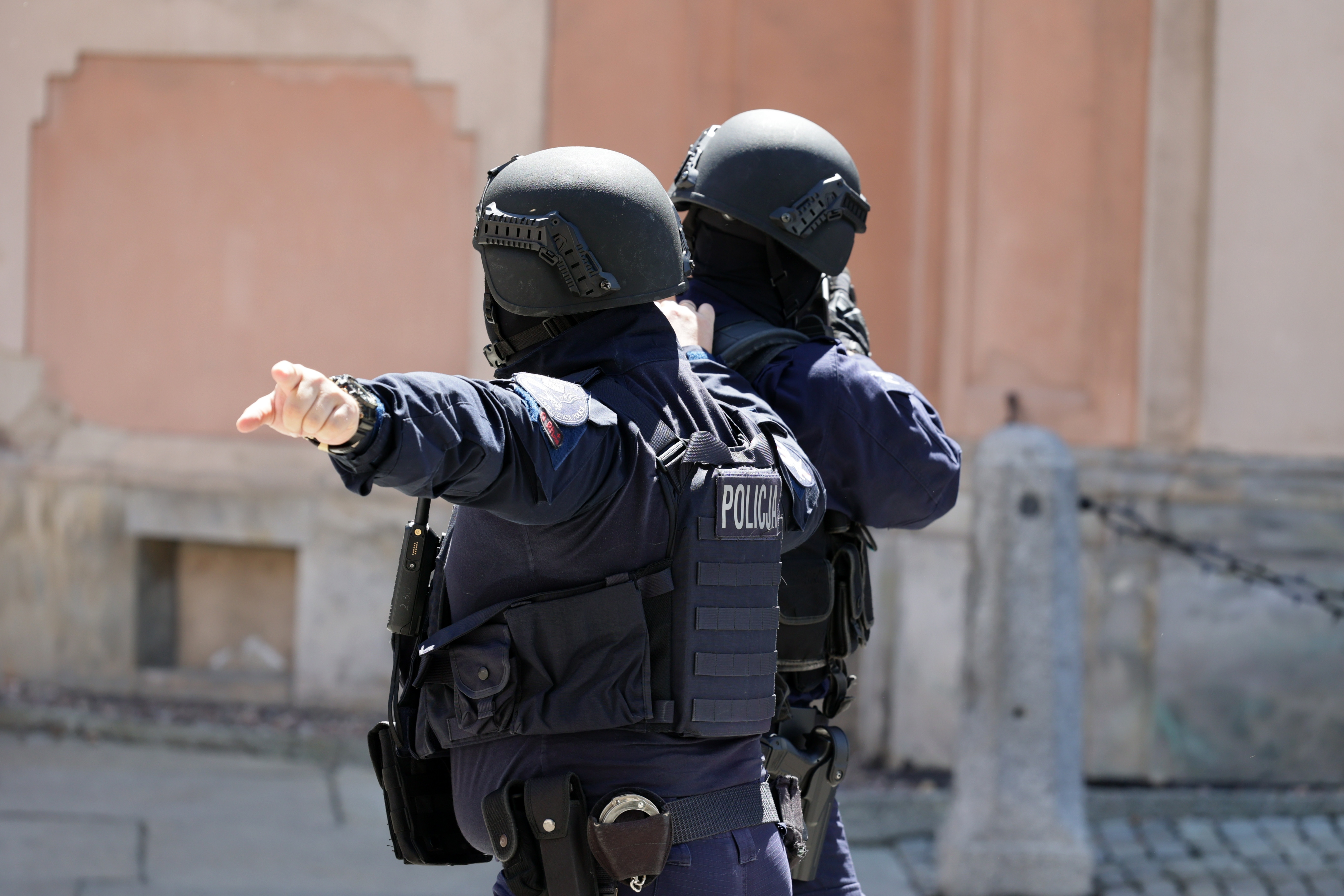 Ucrainean arestat de poliția poloneză în timp ce se pregătea să incendieze mai multe clădiri. E acuzat că lucra pentru ruși