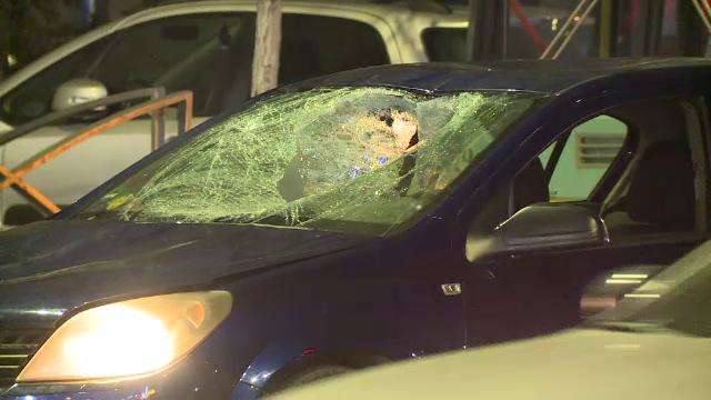 Un bărbat a fost lovit de o mașină, în Capitală, după ce a vrut să traverseze un bulevard intens circulat