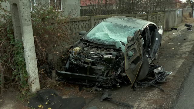 Patru cetățeni străini au fost implicați într-un grav accident produs pe „drumul morții“. Care e starea victimelor