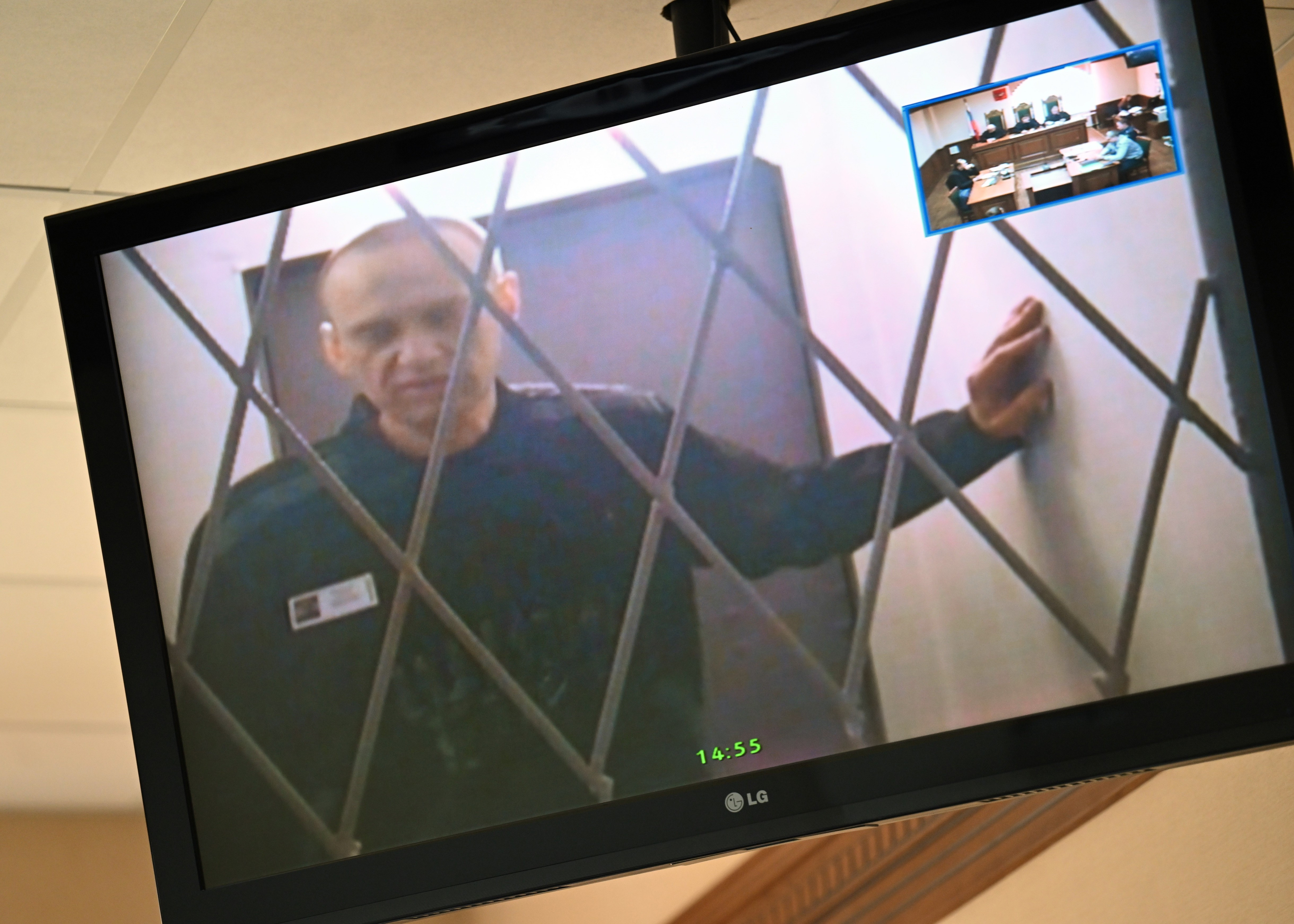 VIDEO Ultimele imagini cu Alexei Navalnîi în închisoarea arctică. Opozantul lui Putin a făcut glume cu jurnaliștii