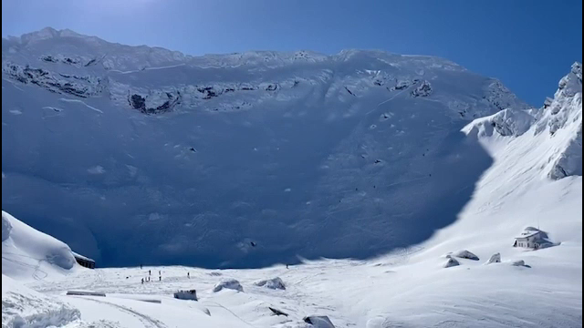 Salvamontistul mort în avalanșa de la Bâlea Lac urcase pe munte alături de 3 prieteni. Ceilalți au reușit să scape cu viață