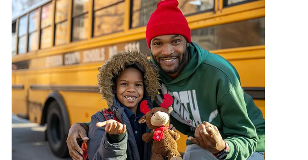 „M-a durut foarte tare.” Gestul emoționant pe care l-a făcut un șofer de autobuz pentru un băiețel