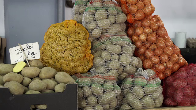 Producția de legume a scăzut în ultimii ani, în ciuda ajutoarelor de stat. Românii mănâncă tot mai mult din import
