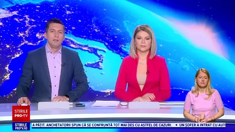 „Am auzit scântei și bubuind”. Incendiu de proporții în curtea unei cabane din Arad. De la ce au izbucnit flăcările