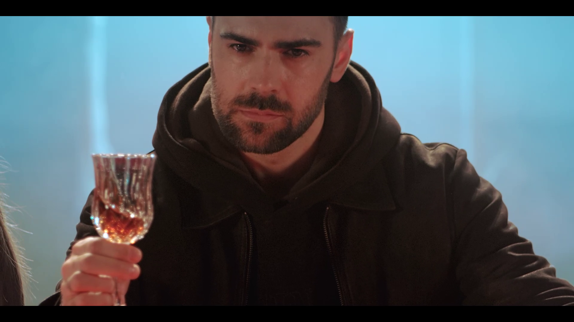 Primele două episoade din sezonul final CLANUL vor fi disponibile de azi pe VOYO