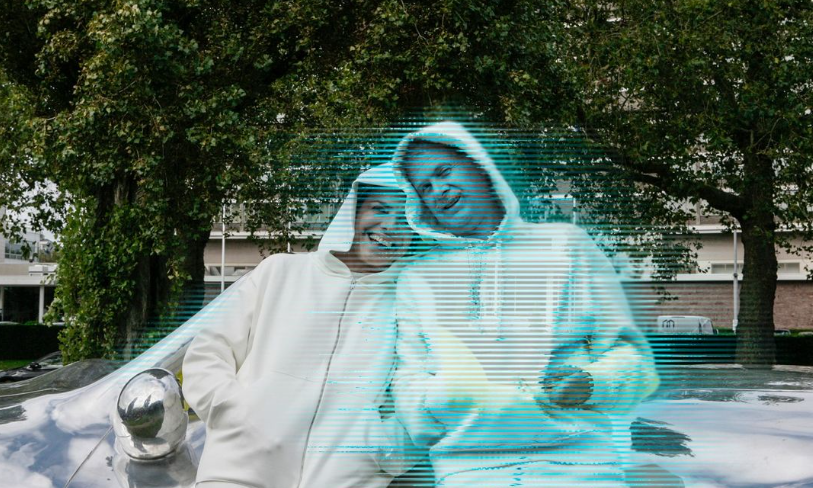 O femeie este pe cale să se căsătorească cu o hologramă realizată cu ajutorul inteligenței artificiale. Cum a fost posibil