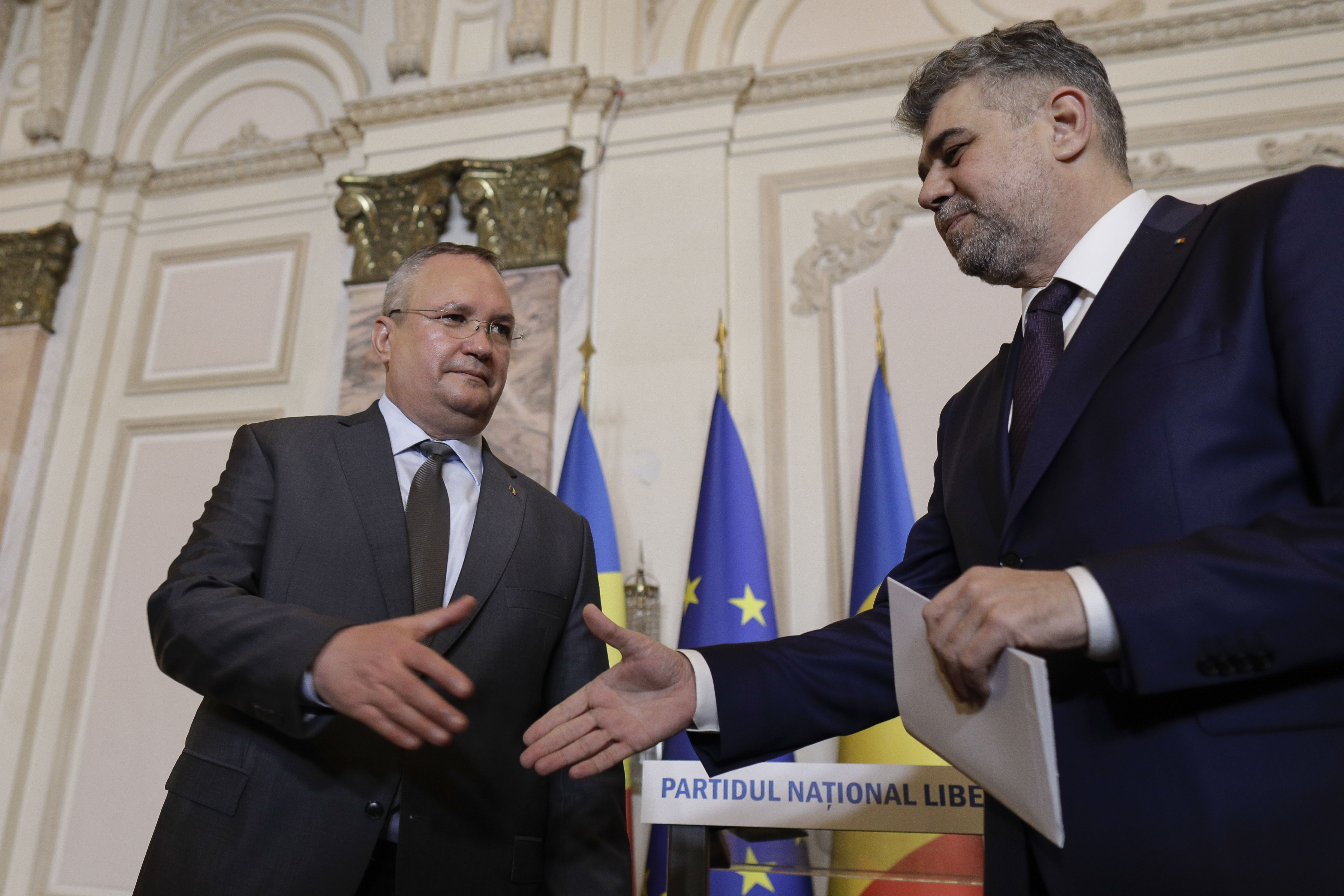 Nicolae Ciucă: Alegerile se câștigă „nu doar prin Facebook sau alte reţele de socializare”