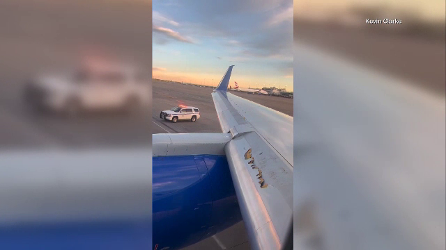 Un pilot a aterizat de urgență după ce aripa avionului s-a rupt în timpul zborului. Cum a reacționat un pasager
