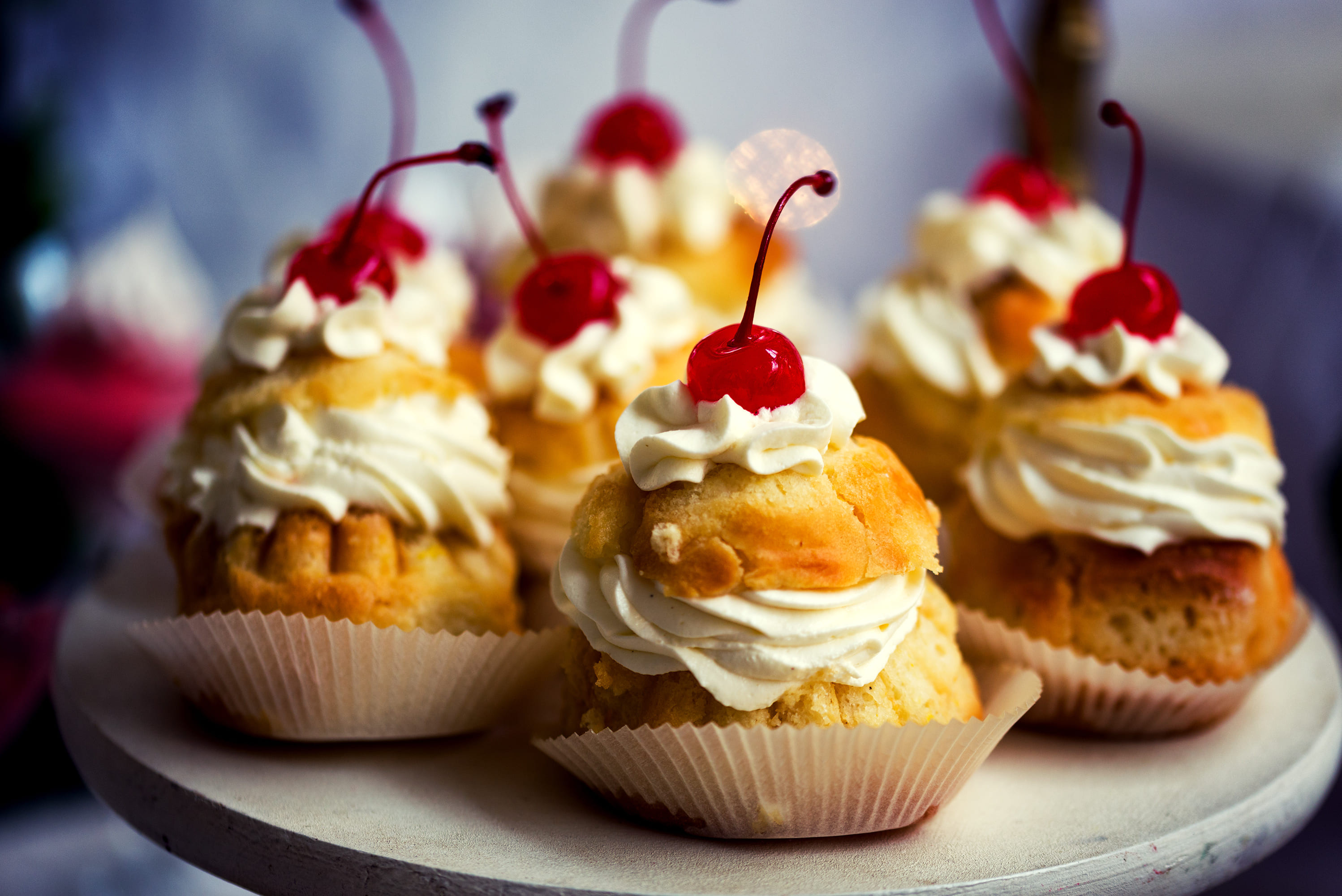 Cum să prepari savarina acasă. Trucul ca să faci prăjitura adorată în România