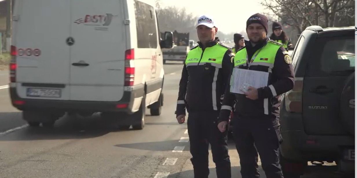 Razie și campanie de conștientizare în Prahova. Ce fel de fotografii le-au arătat polițiștii șoferilor sancționați