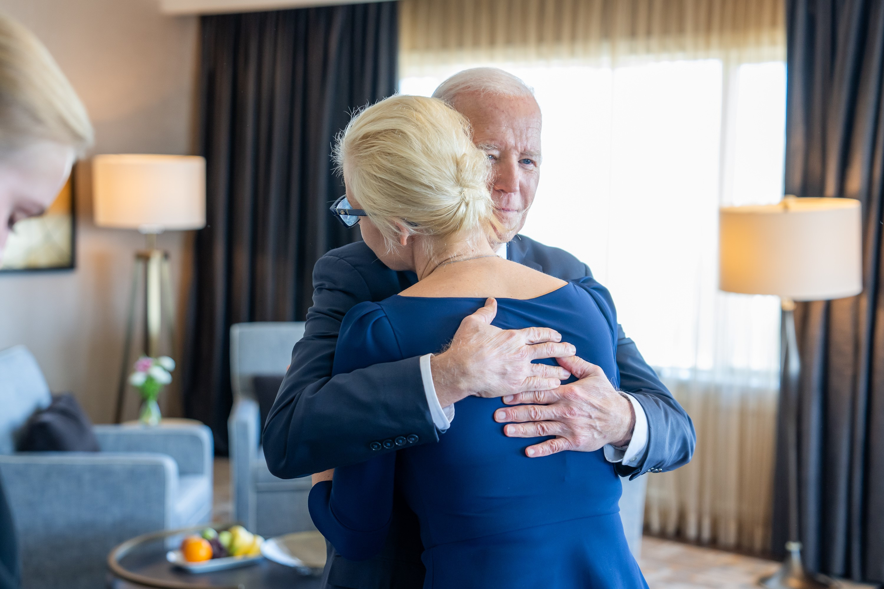 „Un om de un curaj incredibil”. Joe Biden s-a întâlnit cu văduva şi fiica lui Navalnîi în San Francisco