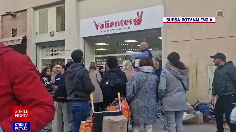 Localnicii au adus ajutoare pentru victime