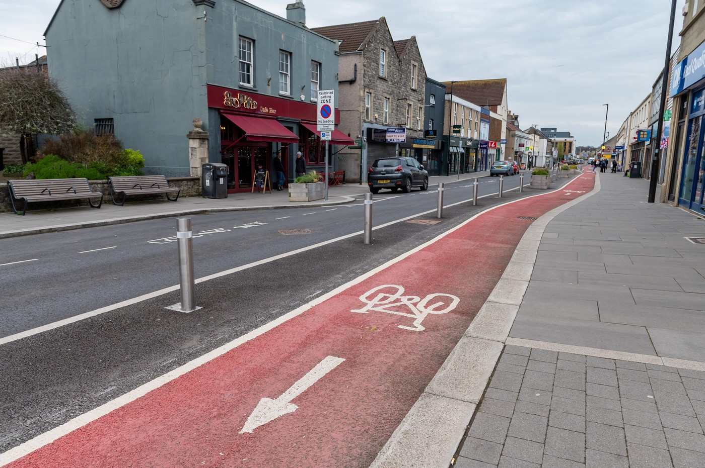 iluzie optica Keynsham High Street