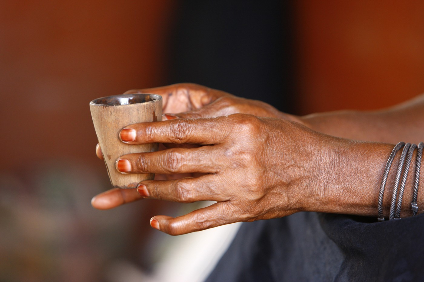 Opt femei, care au fost acuzate de vrăjitorie, au murit otrăvite. Alte câteva zeci au ajuns la spital