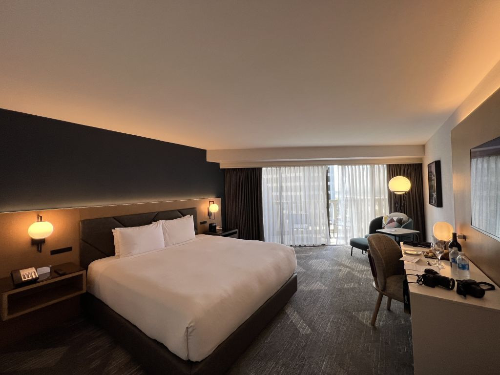 Un nou trend pe piața imobiliară. De ce investițiile în camere de hotel ar putea fi o afacere profitabilă