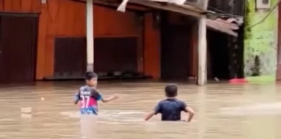 Țara în care a fost decretată stare de urgență. Capitala a înregistrat cele mai abundente ploi din ultimele 5 decenii