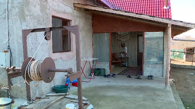 Chinuit de gelozie, un ieșean l-a ucis pe iubitul fostei sale partenere, apoi s-a sinucis