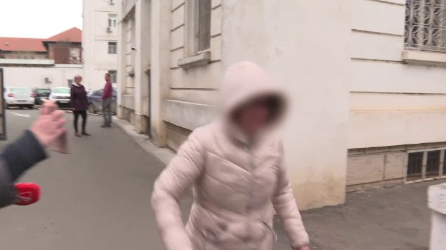 Ce tehnică avea asistenta din Galați pentru a nu fi prinsă făcând cumpărături cu carduri furate din spital