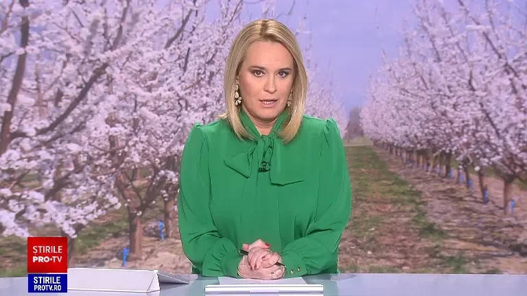 Producția de fructe, în pericol din cauza temperaturilor ridicate. Piersicii şi caişii au înflorit cu o lună mai devreme