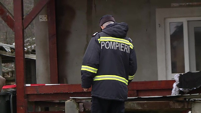 Alertă într-o localitate din județul Dolj. Mai mulți oameni au fost evacuați, după ce s-a descoperit gaz metan în fântâni