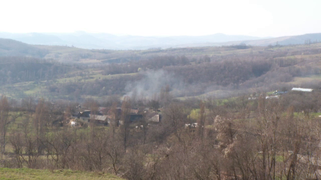 Un bărbat a murit după ce a dat foc unor buruieni uscate. Ce le-a spus vecinilor înainte de tragedie