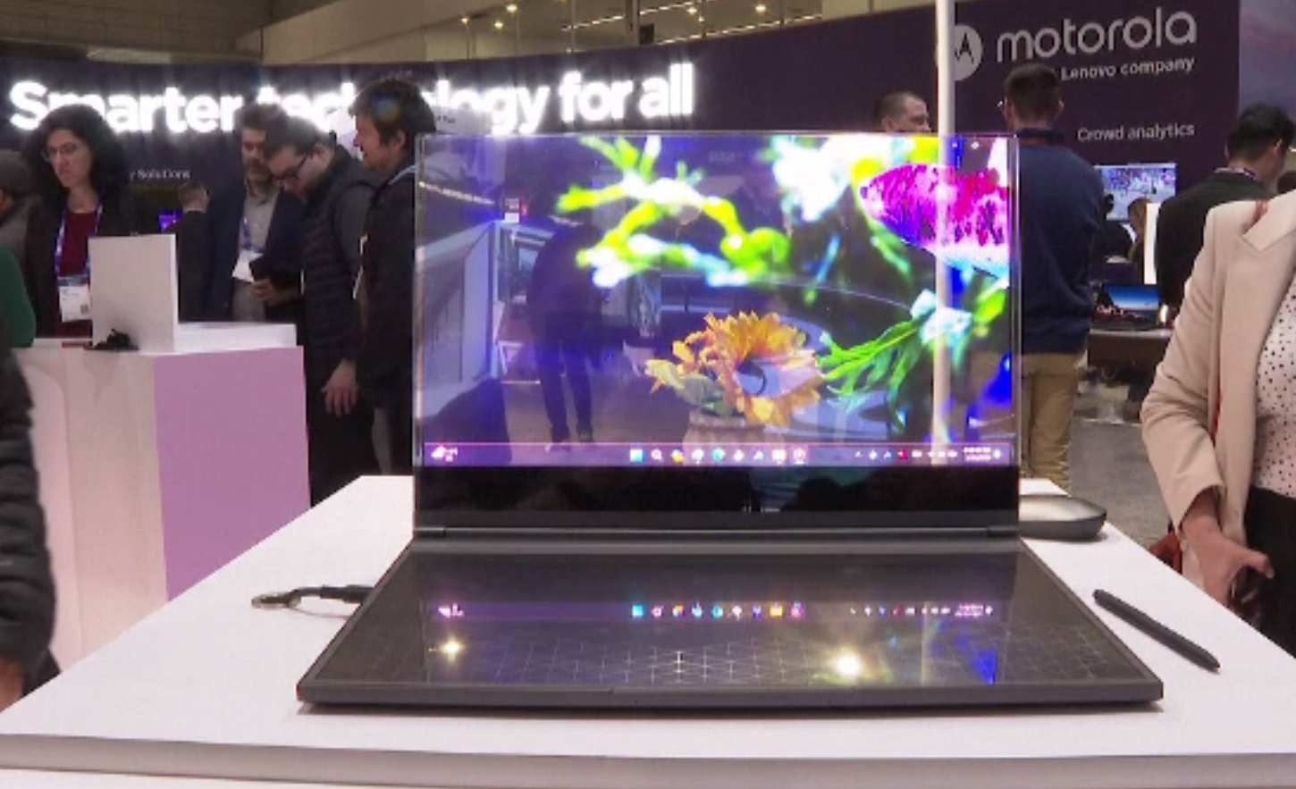 Inovațiile care au făcut senzație la Mobile World Congress Barcelona. Unele nu au nicio utilitate în lumea reală