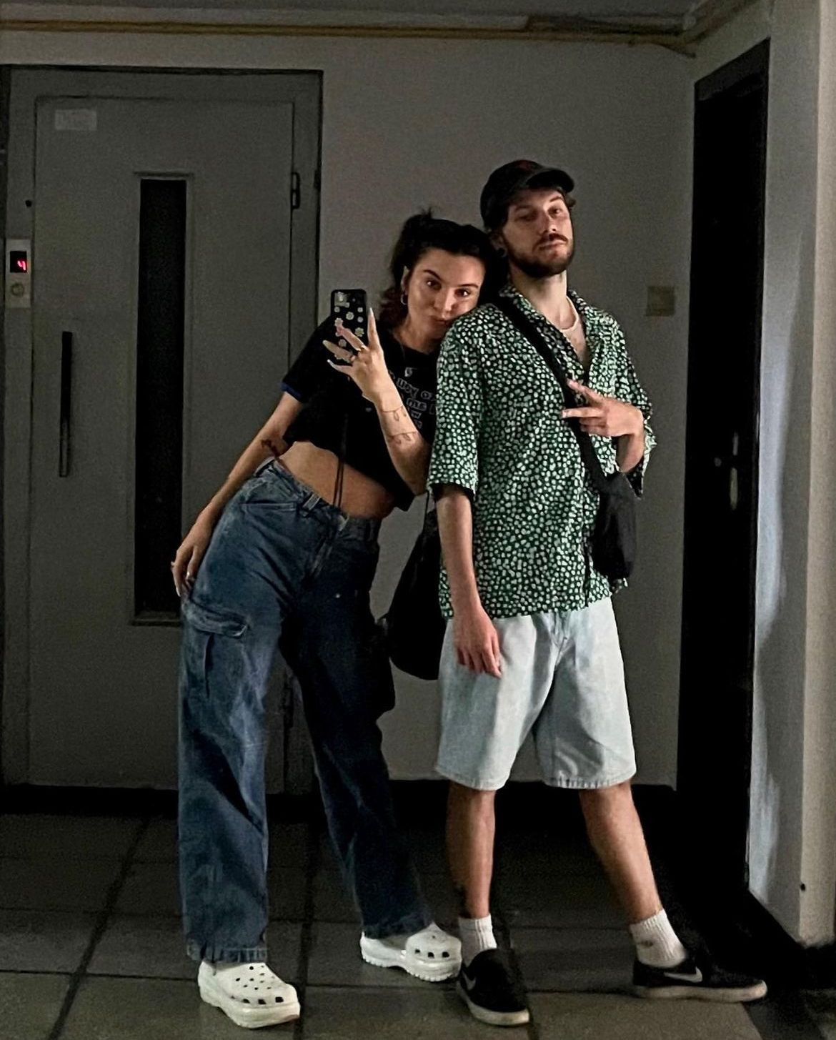 Simbolistica imaginilor din clipul „Macarena”. Detalii neștiute, dezvăluite de regizorii care au lucrat cu Erika Isac. FOTO