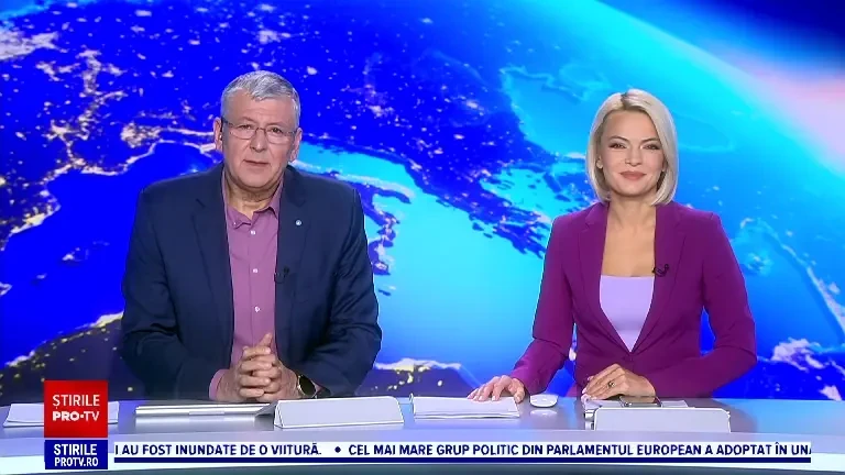 Penelope Cruz și Brad Pitt, surpriza serii la prezentarea casei Chanel de la Săptămâna Modei de la Paris | GALERIE FOTO