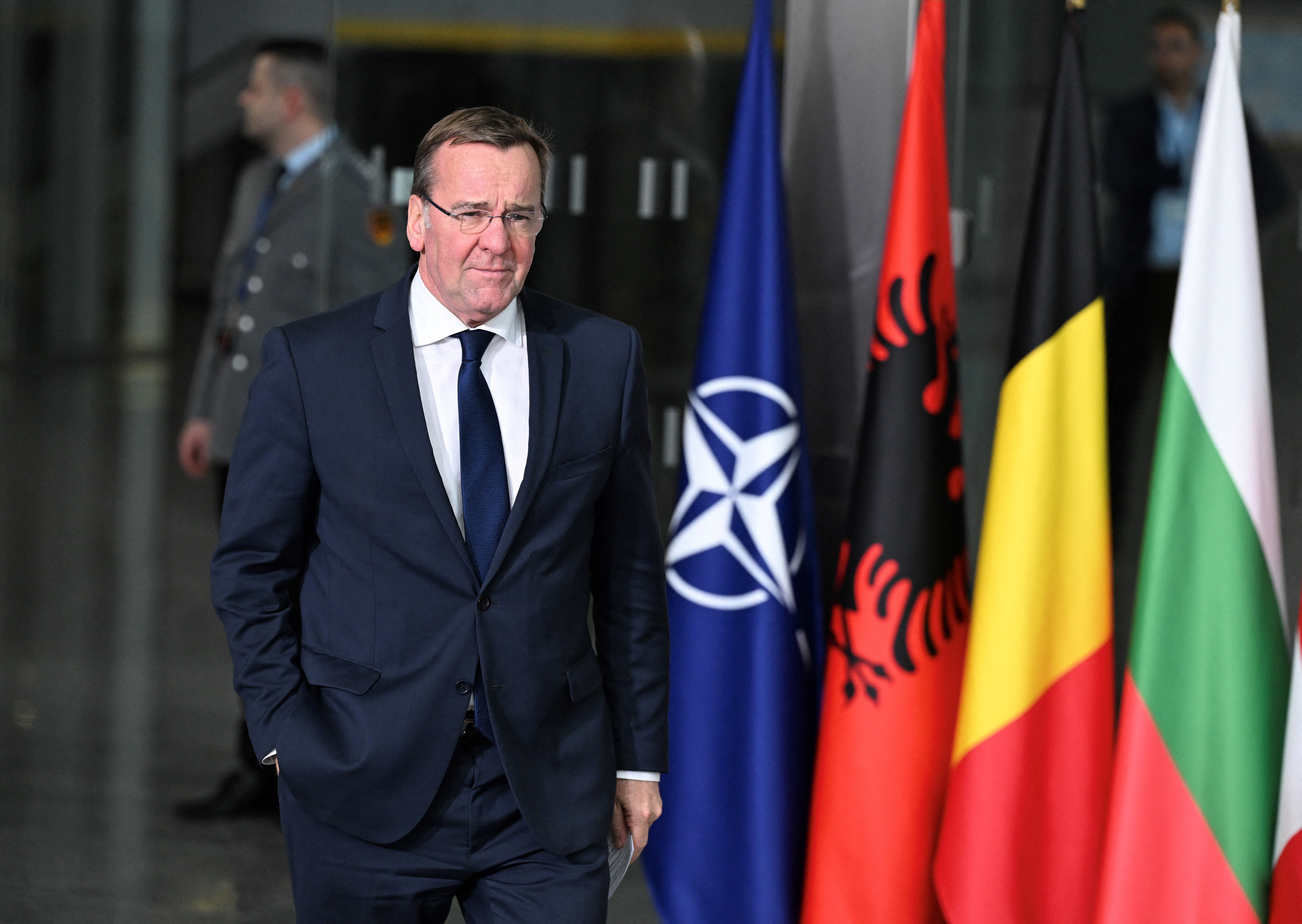 Ministrul german al Apărării, Boris Pistorius, și-a anulat vizita în România. Bild: ”Are o infecție asemănătoare gripei”