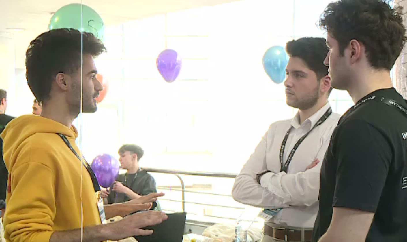 Ideile de milioane ale studenților români la Inovation Labs, în luptă pentru premiul de jumătate de milion de euro