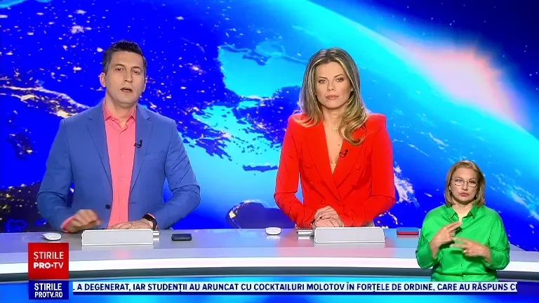 O explozie puternică a zguduit un bloc din Săveni. Un bărbat a fost preluat de urgență de un elicopter SMURD