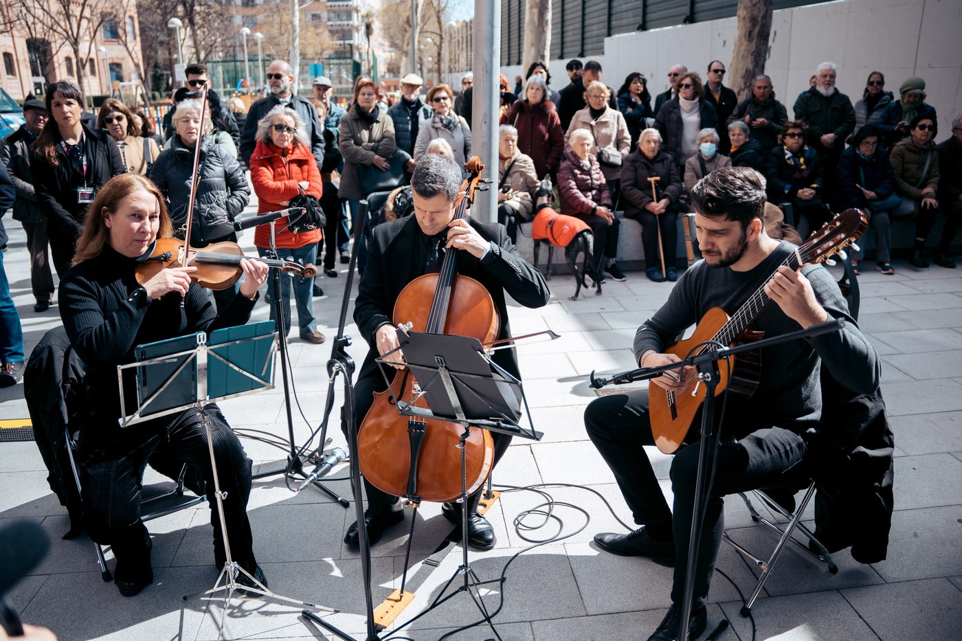 20 de ani de la atentatele de la Madrid, în care au murit şi români. Spania şi Europa aduc un omagiu victimelor. GALERIE FOTO