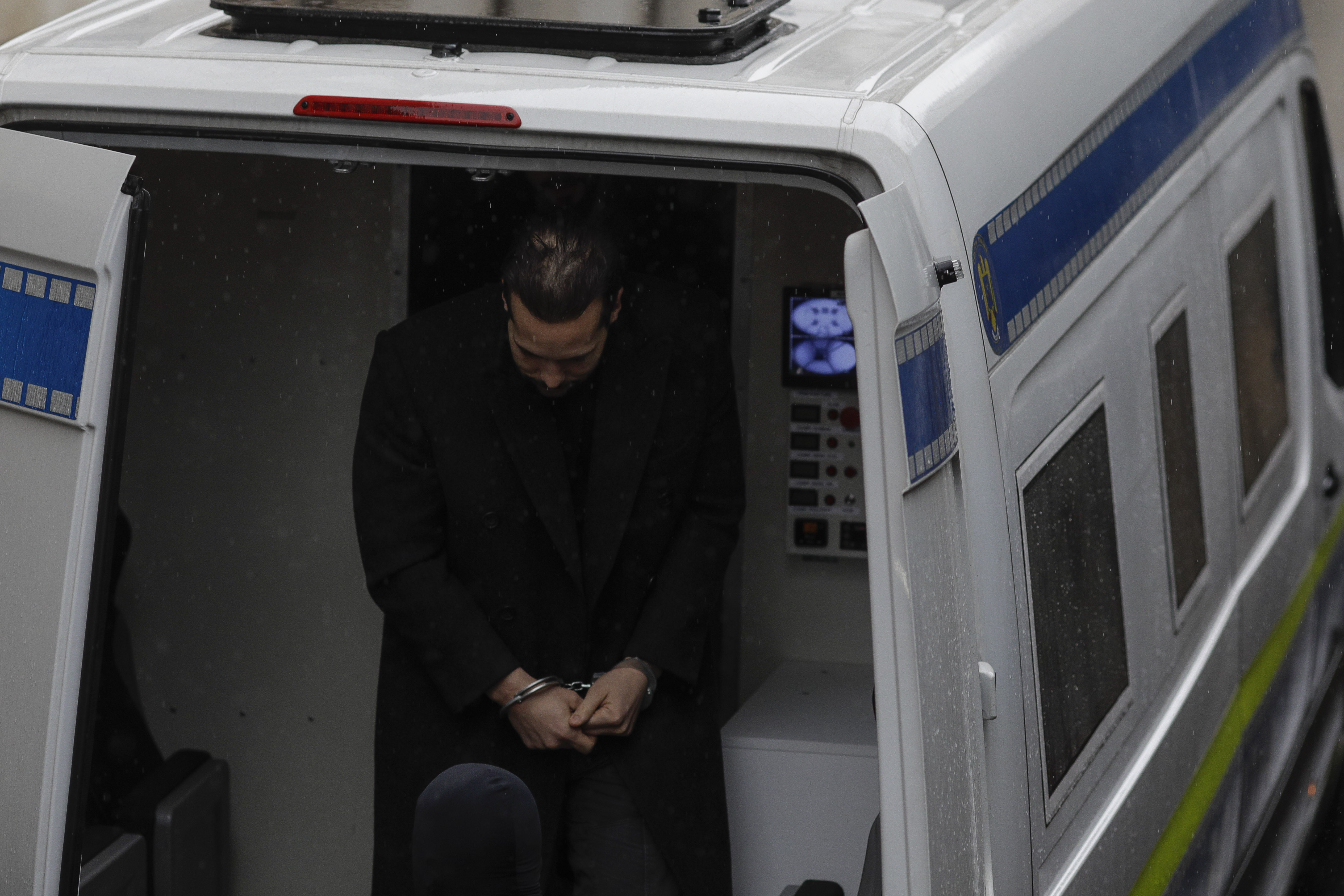 Andrew și Tristan Tate, reținuți la solicitarea autorităților din Marea Britanie. Pentru ce sunt acuzați