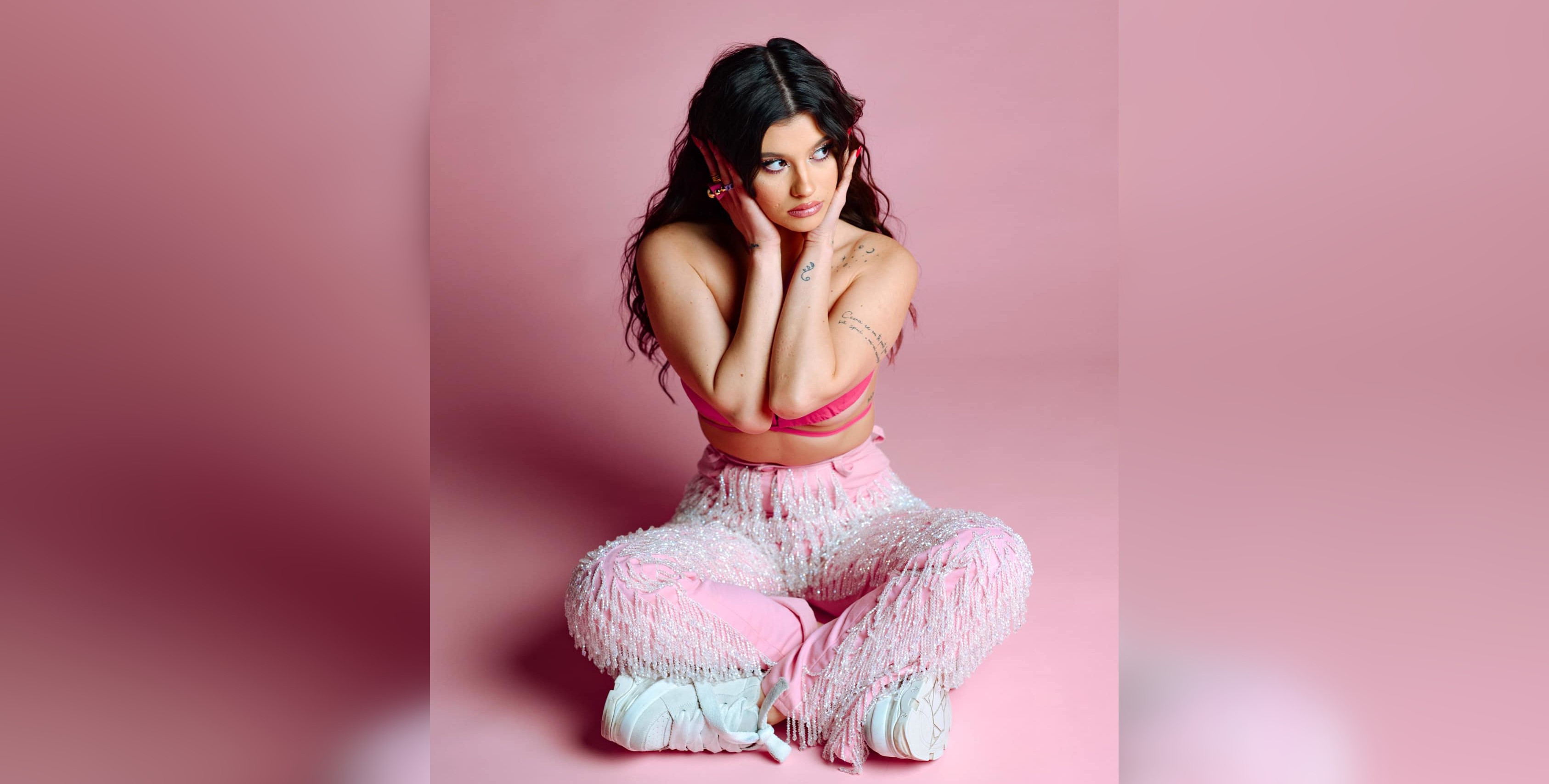 Părinții elevilor de la un liceu din Oradea, revoltați că Erika Isac va cânta la balul bobocilor. „Vi se pare normal?”